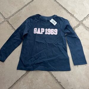 NWT Gap 1969 Logo long sleeve shirt - blue/pink - girls size 5